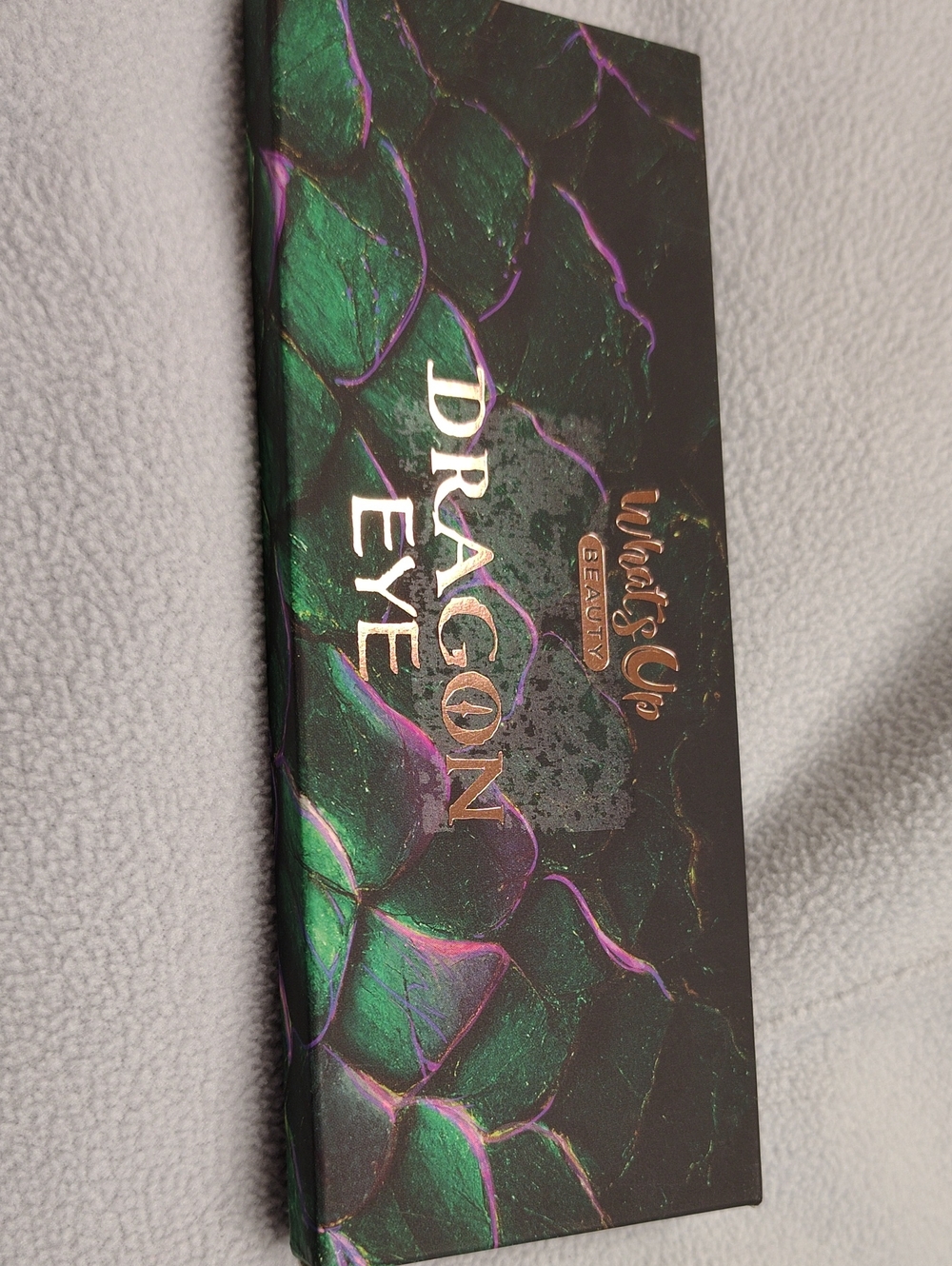 What's Up Beauty Dragon Eye Eyeshadow Pallette